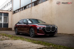 studio-ales-car-wrap-polep-aut-polepaut-bmw-740d-kpmf-black-red-iridescent-folie-na-auto-2