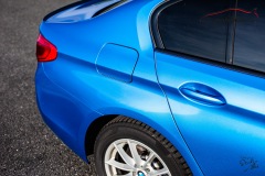 studio-ales-car-wrap-polep-aut-celopolep-polepaut-bmw-530D-avery-bright-blue-metallic-6