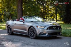 studio-ales-car-wrap-polep-aut-celopolep-polepaut-mustang-cabrio-avery-silky-charcoal-metallic