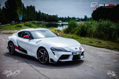 studio-ales-car-wrap-polep-aut-celopolep-polepaut-toyota-supra-oracal-crystal-white-folie-na-auto-8-scaled