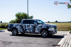 studio-ales-car-wrap-polep-aut-celopolep-polepaut-dodge-ram-kamuflaz-camouflage-folie-na-auto-8-scaled