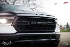 studio-ales-car-wrap-polep-aut-polepaut-dodge-ram-kpmf-black-matt-1500-design-half-nymburk-3_resize