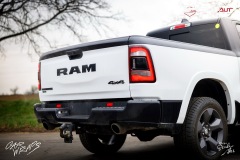 studio-ales-car-wrap-polep-aut-polepaut-dodge-ram-kpmf-black-matt-1500-design-half-nymburk-5_resize