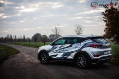 studio-ales-car-wrap-polep-aut-celopolep-polepaut-hyundai-santafe-stripe-design-folie-na-auto-2-scaled