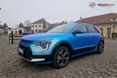 studio-ales-car-wrap-polep-aut-celopolep-polepaut-kia-niro-oracal-green-blue-folie-na-auto-3