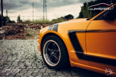 car-wrap-design-studio-ales-polep-aut-ford-mustang-pruhy-stripes-5