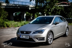 car-wrap-design-studio-ales-polep-aut-seat-leon-arlon-brushed-silver-metallic