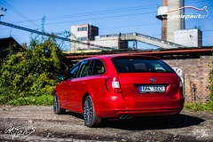 polep-aut-skoda-superb-oracal-970-961-luscious-lips-7