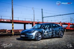 studio-ales-car-wrap-polep-aut-celopolep-polepaut-tesla-model-3-folie-na-auto-camouflage-3M-1-scaled