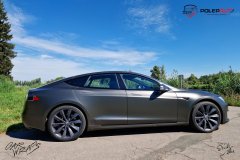 studio-ales-car-wrap-polep-aut-celopolep-polepaut-tesla-s-avery-silky-charcoal-folie-na-auto-2