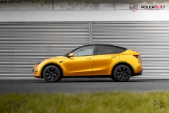 studio-ales-car-wrap-polep-aut-polepaut-tesla-y-avery-energetic-yellow-satin-ceramic-krytex