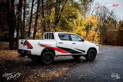 studio-ales-car-wrap-polep-aut-celopolep-polepaut-toyota-hilux-design-polep-polep-kapoty-2-scaled