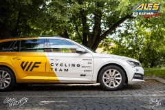 1_studio-ales-car-wrap-polep-aut-polepaut-reklama-na-auto-vif-bryle-cycling-team-energetic-yellow-2_resize