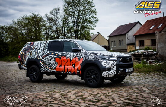 https://polepaut.cz/wp-content/uploads/2021/10/studio-ales-car-wrap-polep-aut-celopolep-polepaut-reklama-na-auto-2pack-toyota-hilux-folie-na-aut-scaled-550x355.jpg